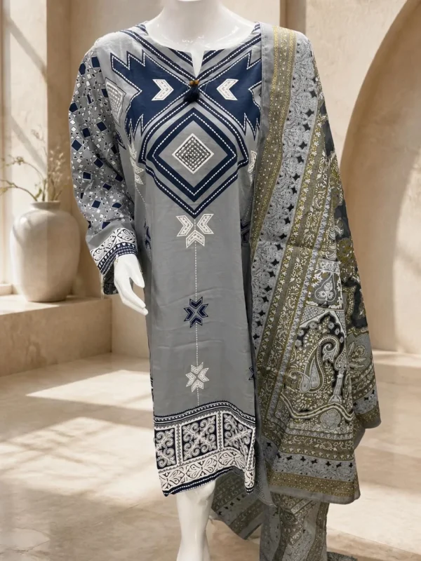 Bonanza Satrangi Grey Mosaic 2-Piece Suit – full look on mannequin